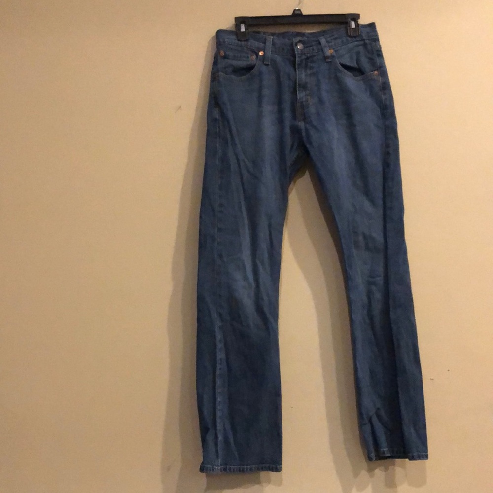 Levi’s style 527. Good condition. Normal wear from wash.